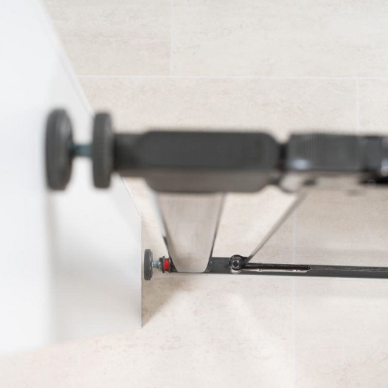 Poarta de siguranta Reer DesignLine Puristic, presiune, 76-96 cm, metal + plexiglas gri, 46031 