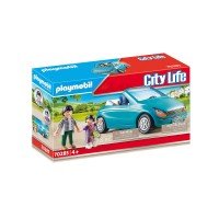 Playmobil City Life - Familie cu masina