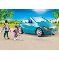 Playmobil City Life - Familie cu masina