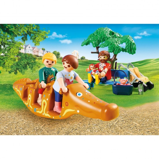 Playmobil City Life - Loc de joaca in parcul de aventuri