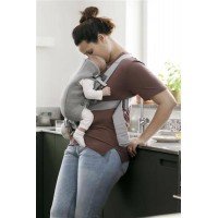 Marsupiu anatomic BabyBjorn Mini cu pozitii multiple de purtare Light Grey 3D Jersey
