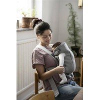 Marsupiu anatomic BabyBjorn Mini cu pozitii multiple de purtare Light Grey 3D Jersey