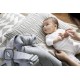 Marsupiu anatomic BabyBjorn Mini cu pozitii multiple de purtare Light Grey 3D Jersey