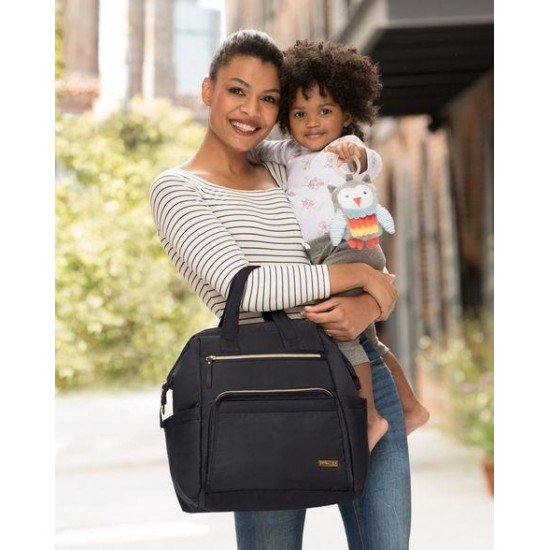 Geanta pentru scutece tip rucsac cu deschidere larga Black Skip Hop