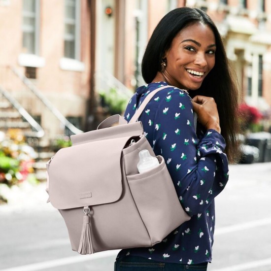 Rucsac convertibil pentru mamici Greenwich Skip Hop Chic Grey