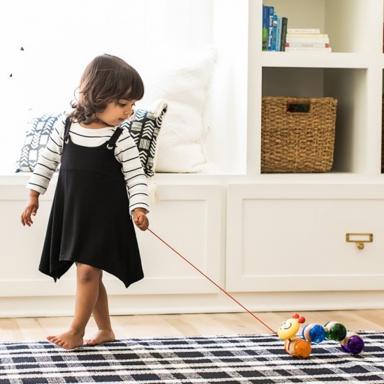 Jucarie din lemn Hape Inch Along Cal Baby Einstein