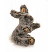 Papusa de mana iepurasul Basile