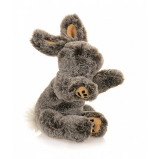 Papusa de mana iepurasul Basile