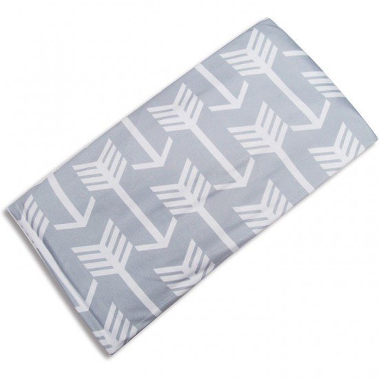 Husa multifunctionala 4 in 1- Esarfa alaptare, husa pentru cosulet auto, cos cumparaturi si scaun de masa Bambinice Gri/Alb/Arrows