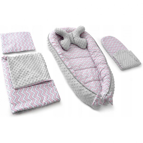 Set 5 in 1 Babynest Minky, 2 perne, 1 paturica si o saltea cu doua fete Tutumi Roz/Gri Zig Zag TT37547