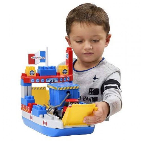 Set Ferryboat pe Santierul Naval