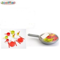 Set Tigaie cu Accesorii de Bucatarie