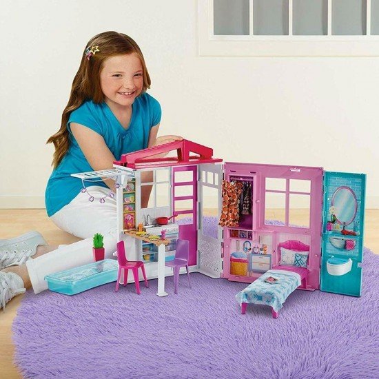 Casuta pentru papusi Barbie Mattel cu accesorii