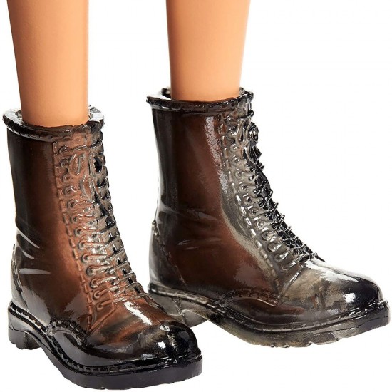 Papusa Barbie Fashionistas blonda cu tricou alb