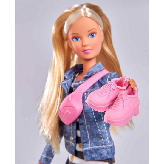 Papusa Simba Steffi Love Sneaker Love 29 cm cu accesorii
