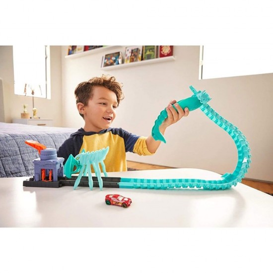 Pista de masini Hot Wheels Mattel Toxic Scorpion attack cu masinuta