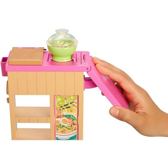 Set Barbie Mattel Cooking and Baking - Pregateste noodles cu papusa si accesorii