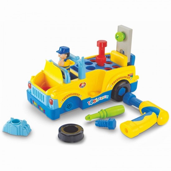 Camionul cu unelte al micului mecanic