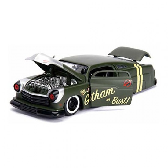 Masinuta metalica DC Comics Bombshells 1951 Mercury Harley Quinn scara 1:24