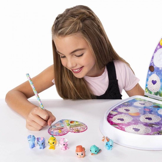 Cutia surpriza Hatchimals cu 6 figurine