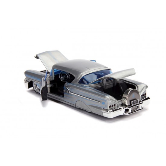 Macheta metalica Chevy Impala Hard Top 1958 scara 1:24