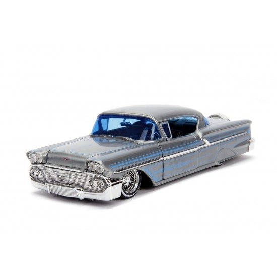 Macheta metalica Chevy Impala Hard Top 1958 scara 1:24