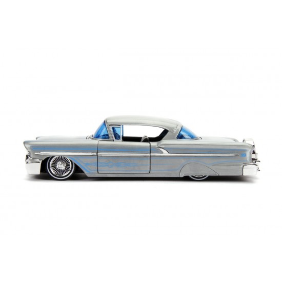 Macheta metalica Chevy Impala Hard Top 1958 scara 1:24