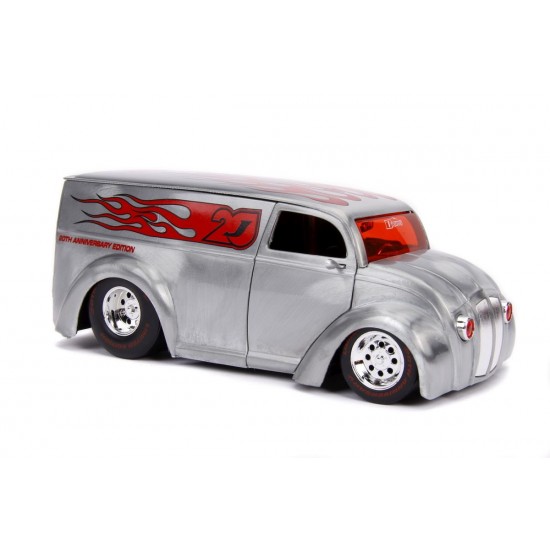 Macheta metalica Cruiser editie aniversara scara 1:24