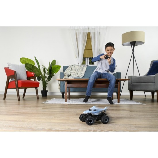 Masinuta RC Megalodon Monster Jam 1:24