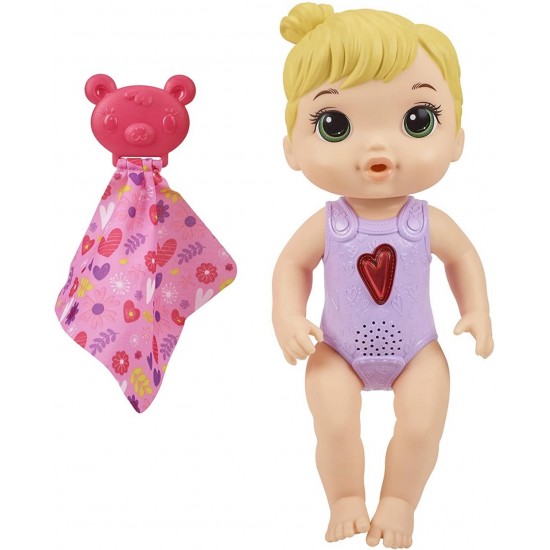 Papusa Baby Alive cu batai colorate ale inimii