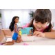 Set de joaca Barbie Babysitters - Papusa bruneta cu bebelus