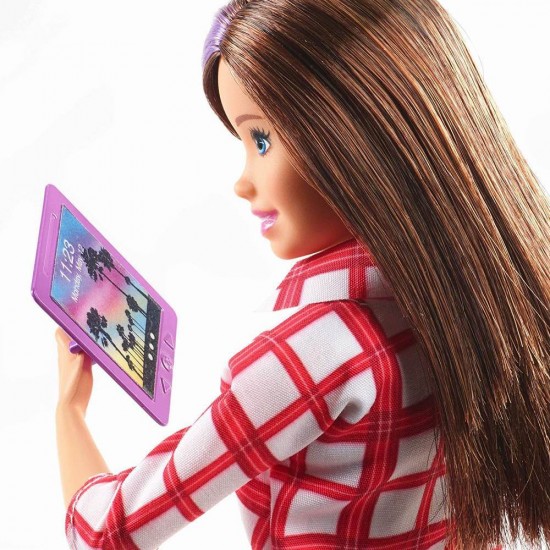 Papusa Barbie Travel Skipper