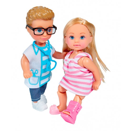 Papusa Evie la doctor