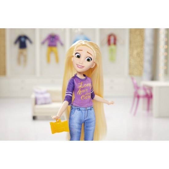 Papusa Printesa Rapunzel Colectia Comfy Squad