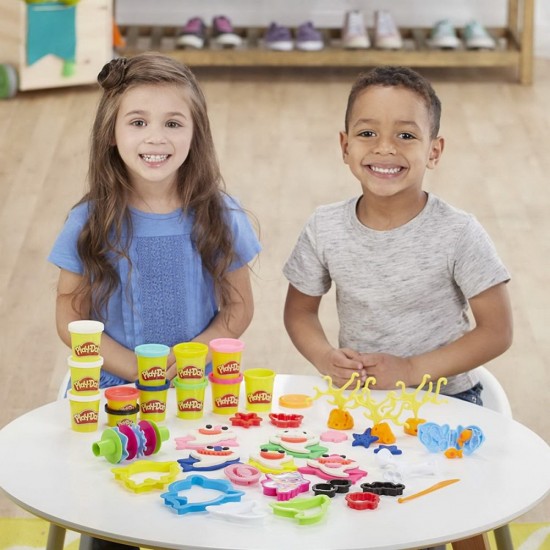 Set creativ Play-Doh Baby Shark