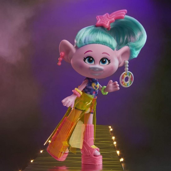 Figurina Trolls Satin Glam Deluxe Fashion