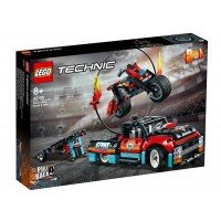 LEGO Technic - Camion si motocicleta pentru cascadorii 42106