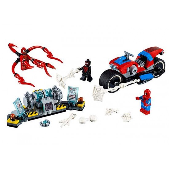 LEGO Marvel Super Heroes - Salvarea cu motocicleta a lui Spider-Man 76113