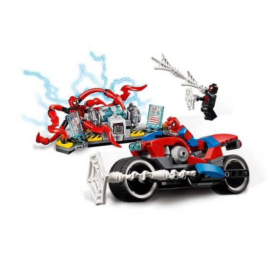 LEGO Marvel Super Heroes - Salvarea cu motocicleta a lui Spider-Man 76113