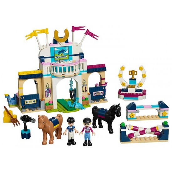 LEGO Friends - Sariturile cu calul lui Stephanie 41367