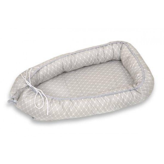 Baby Nest reversibil multifunctional pentru bebelusi Glamour Star Grey 70 x 45 cm