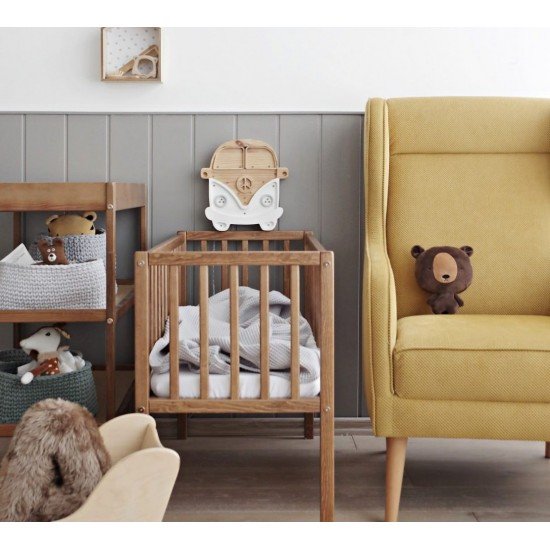 Masa infasat pentru bebelusi 76 x 44 x 86 cm lemn masiv Vintage