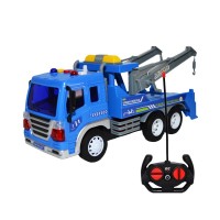 Masina tractare cu telecomanda