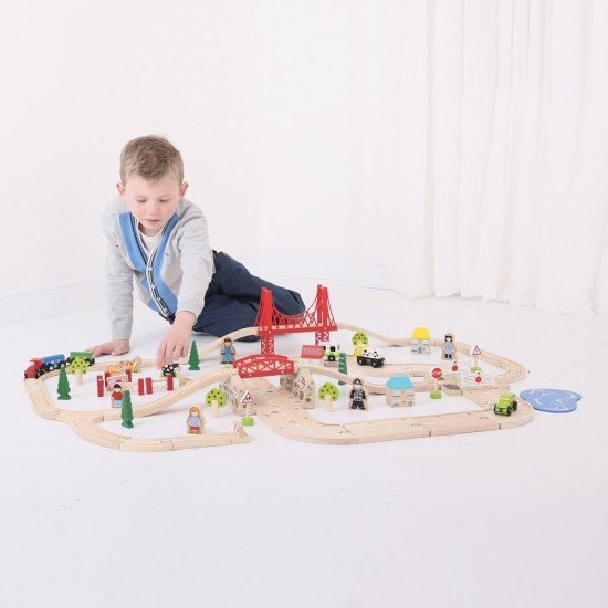 Circuit auto si feroviar  din lemn - 80 piese