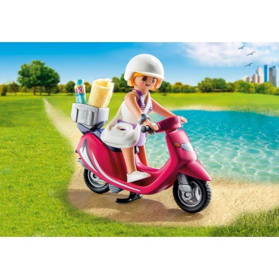 Fata cu scooter - Playmobil