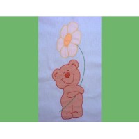 Lenjerie patut cu broderie Hubners Ursuletul Florar 4 piese Verde